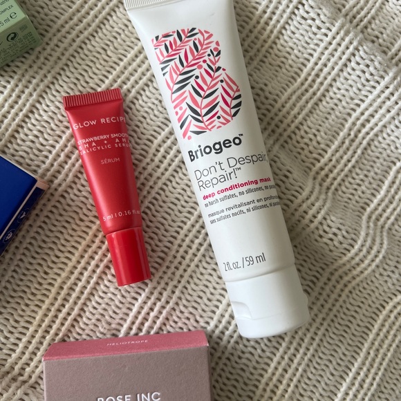 NEW Sephora Makeup and Skincare Bundle 9 Products - Picture 2 of 9